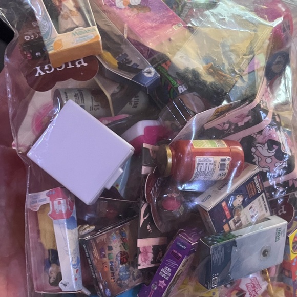 Whole lot of mini brand stuff - Picture 6 of 13